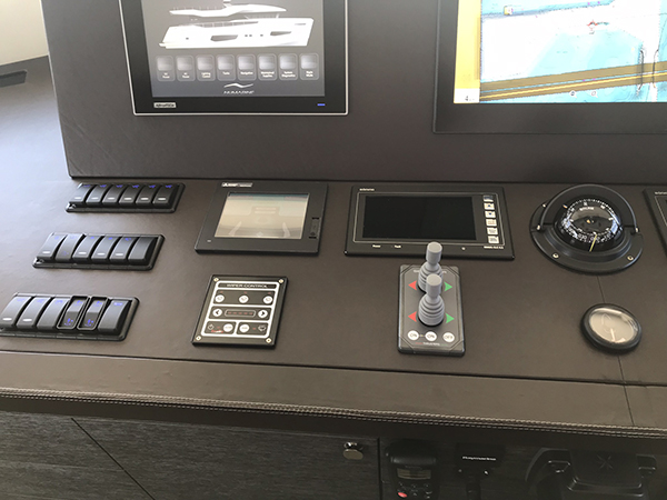 ELECTRONIC CONTROLS FOR PLEASURE CRAFT